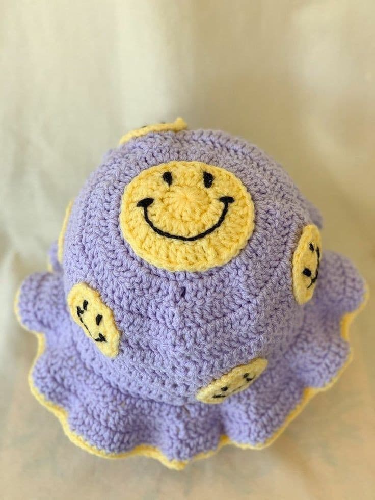 Smiling Crochet Bucket Bennie