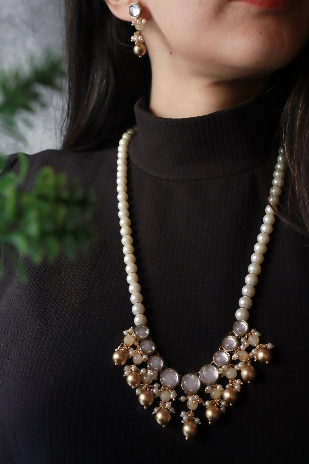 Stone and Kundan Long Necklace